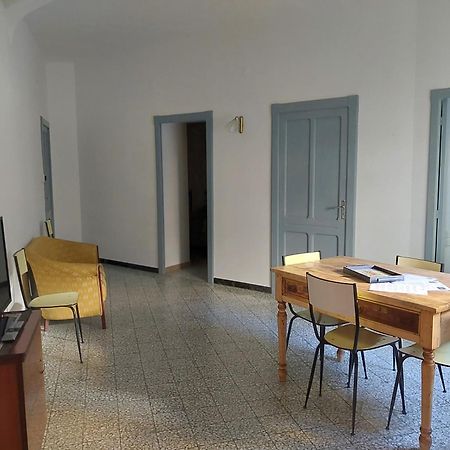 Casa Vacanze Zarinu Orgosolo Ngoại thất bức ảnh