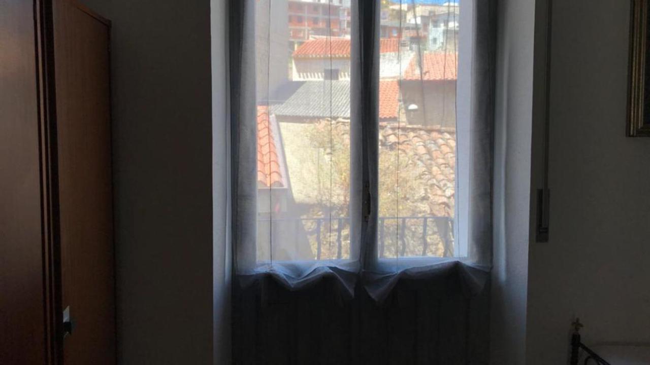 Casa Vacanze Zarinu Orgosolo Ngoại thất bức ảnh