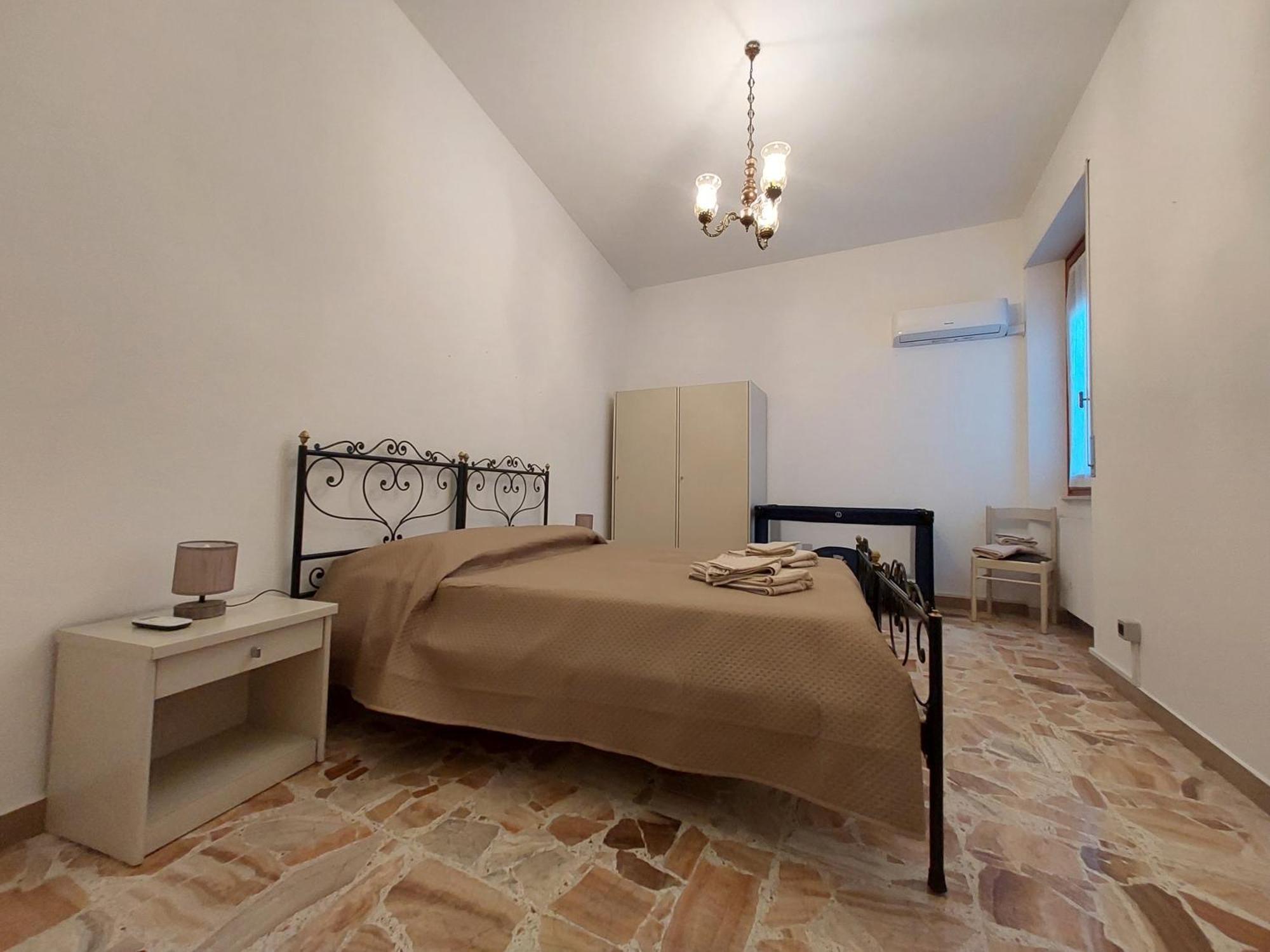 Casa Vacanze Zarinu Orgosolo Ngoại thất bức ảnh