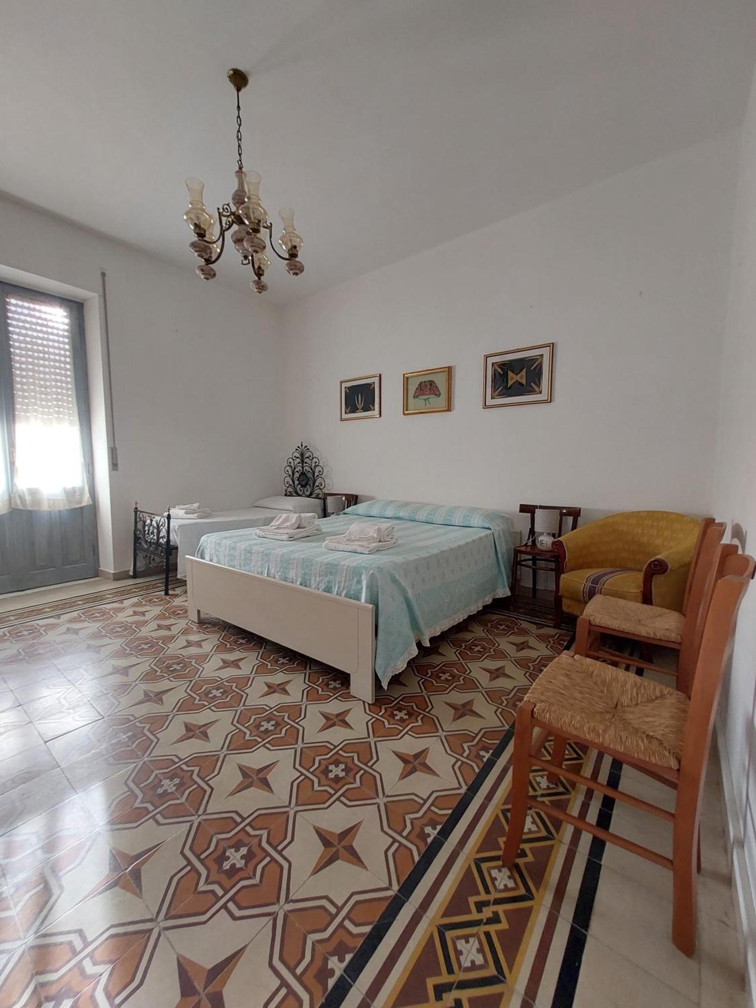 Casa Vacanze Zarinu Orgosolo Ngoại thất bức ảnh