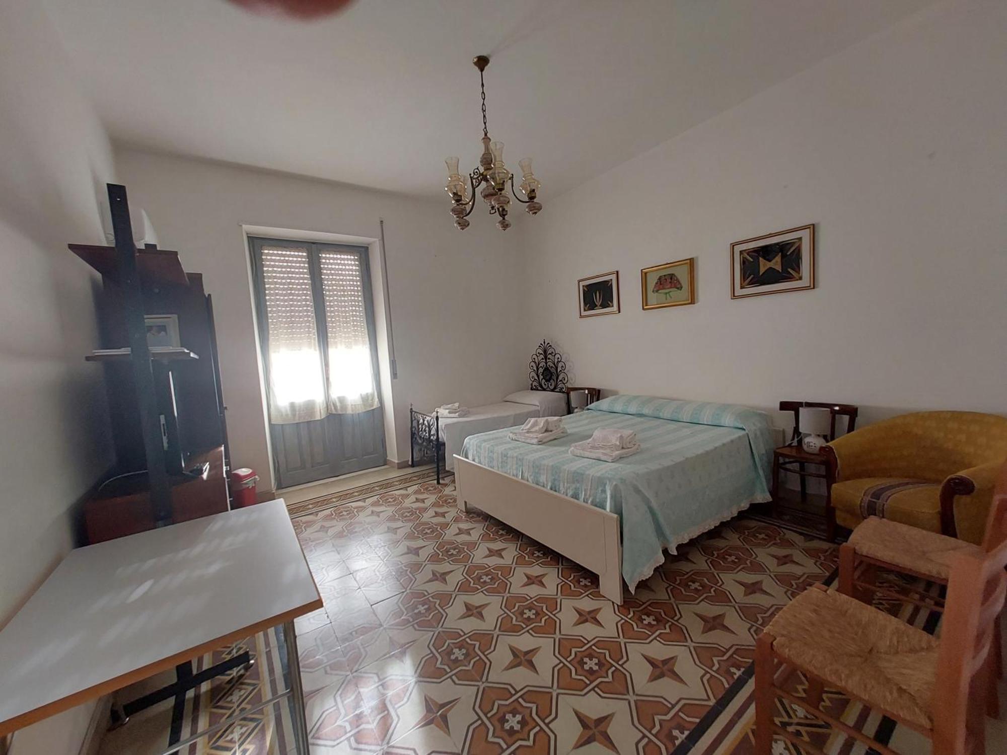 Casa Vacanze Zarinu Orgosolo Ngoại thất bức ảnh